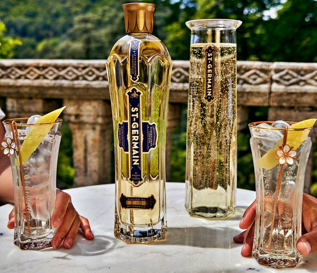 Saint Germain, Licor de Flores, Francês, 750 ml na Amazon