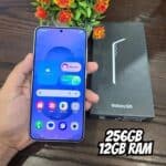 Samsung Galaxy S25 5G, 256GB, 12GB, Câmera Tripla - Prata na Amazon