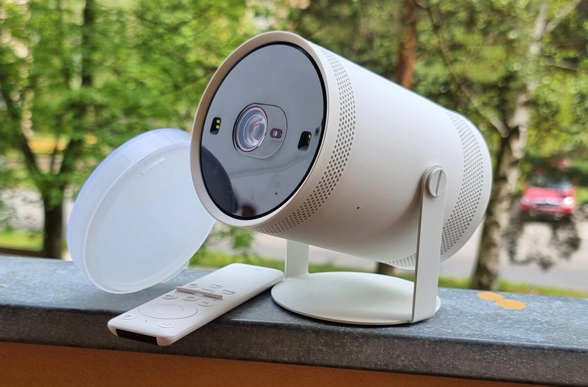 Samsung The Freestyle Projetor Smart Portátil - 30 a 100 Polegadas na Americanas