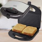 Sanduicheira e Grill Fama 700W FGR01PI 220V na Amazon