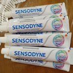 Sensodyne Creme Dental Proteção Completa na Amazon