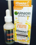 Sérum Facial Antimarcas Garnier Uniform & Matte Vitamina C, 15ml na Amazon