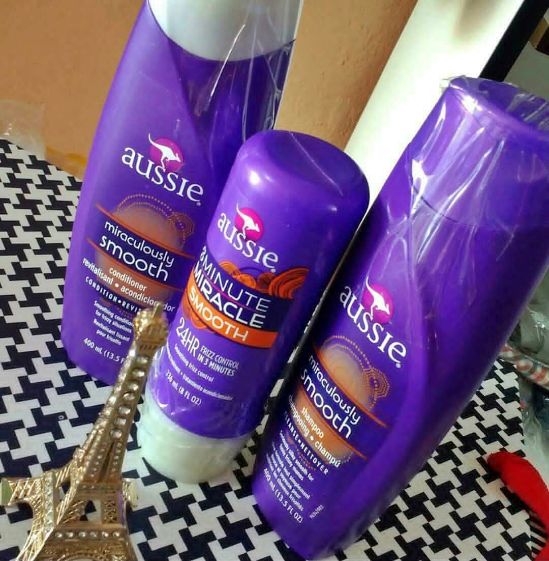 Shampoo Aussie Smooth 360ml Ou Condicionador Bye Bye Frizz 360ml na Amazon