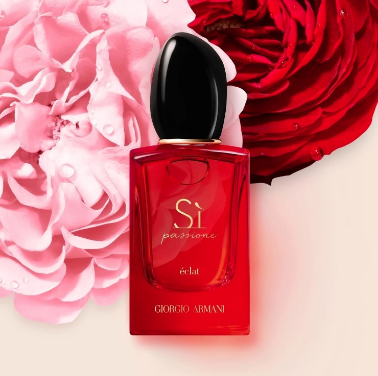 Sì Passione Giorgio Armani Eau Parfum Perfume Feminino 50ml na Casas Bahia