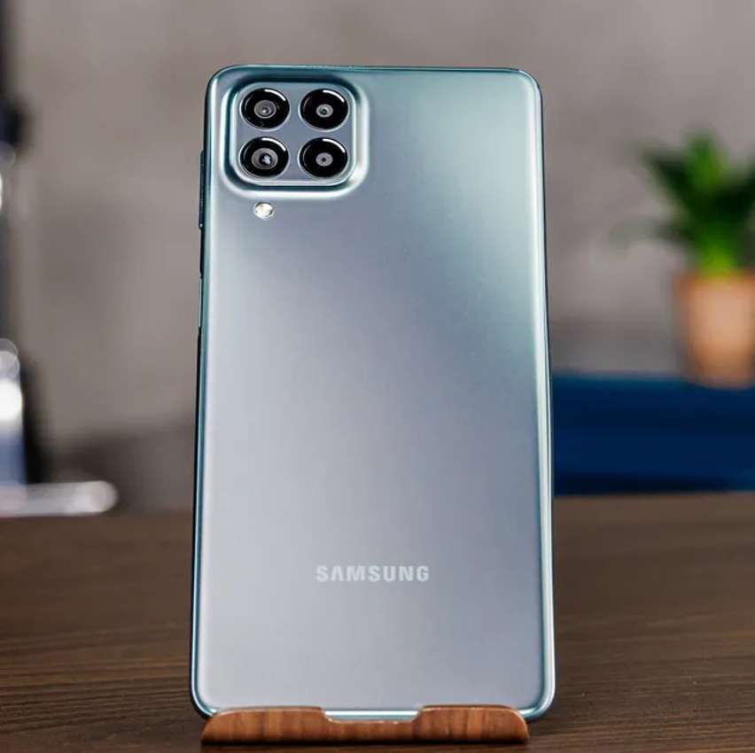 Smartphone Samsung Galaxy M53 128GB Azul 5G na Magazine Luiza