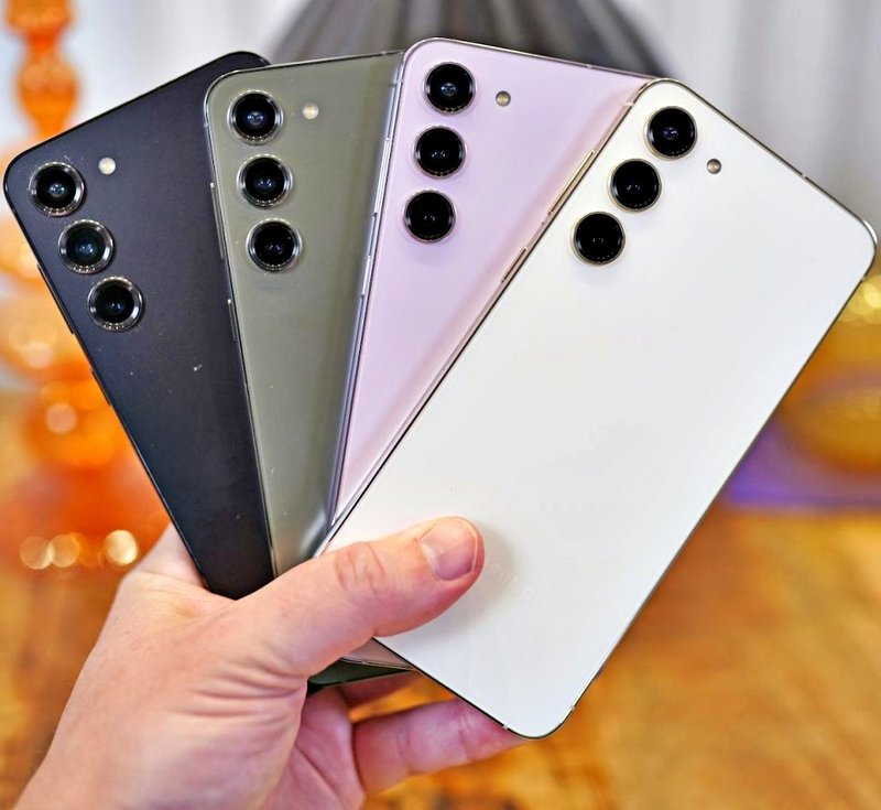 Smartphone Samsung Galaxy S24, Galaxy AI, Selfie de 12MP, Tela de 6.2″ 1-120Hz, 256GB, 8GB RAM na Amazon