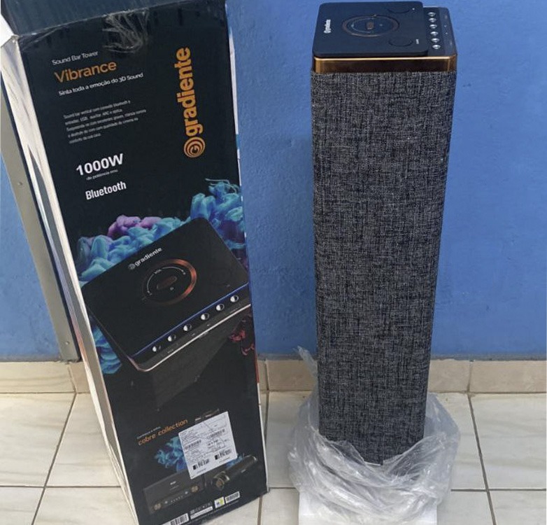 Soundbar Tower Gradiente Vibrance GST107 Bluetooth, 3D Sound Cinema, USB – 1000 W na Casas Bahia