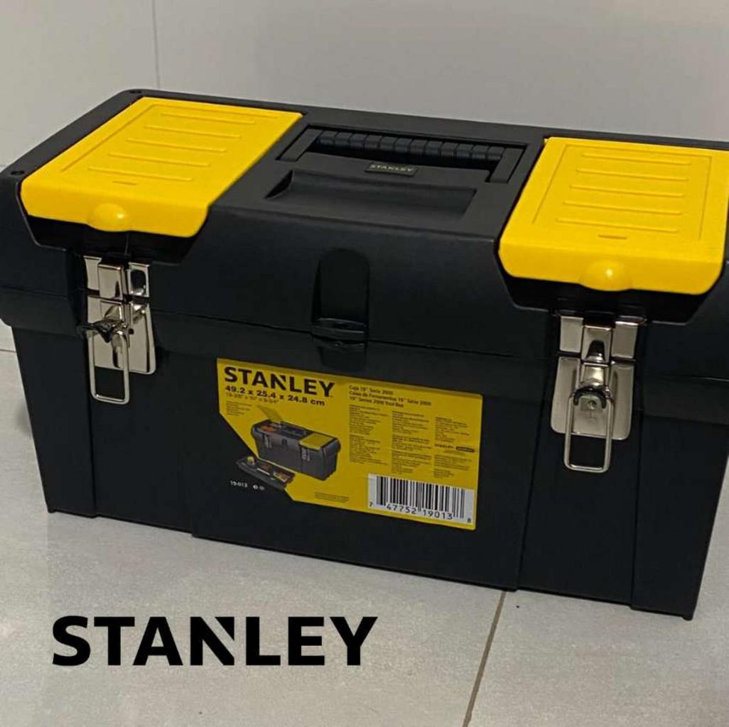 STANLEY Caixa Plástica de Ferramentas com Bandeja Serie e Fechos Metálicos 19 1/4 Pol. 19-013 na Amazon