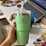 Stanley – Copo Quencher H2.0 FlowState 591ml na Amazon