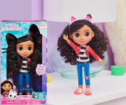 Sunny Brinquedos Gabby’s Dollhouse – Boneca Gabby de 20cm, Multicor na Amazon
