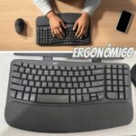 Teclado Ergonômico sem fio Logitech Wave Keys com Design Ondulado, Suporte para Descanso de Pulso Acolchoado, Bluetooth ou Receptor USB Logi Bolt, Compatível com Windows/Mac e Layout US – Grafite na Amazon