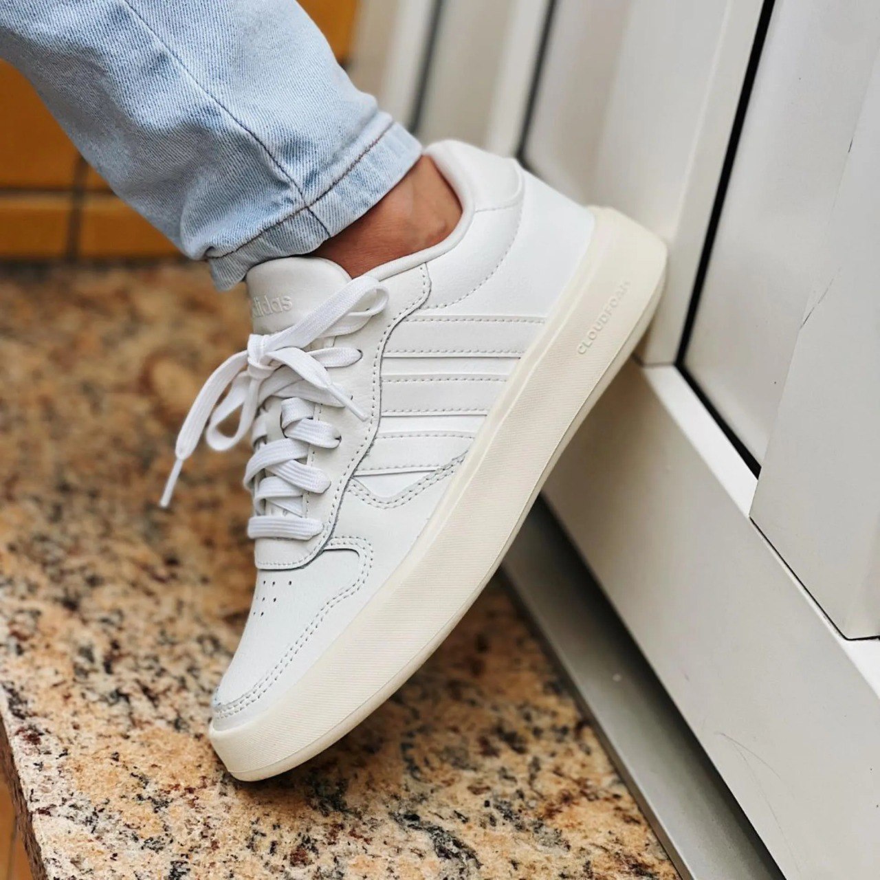 Tênis Adidas Litecourt Feminino na Adidas