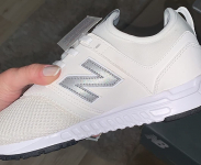 Tênis New Balance 247, Feminino na Amazon