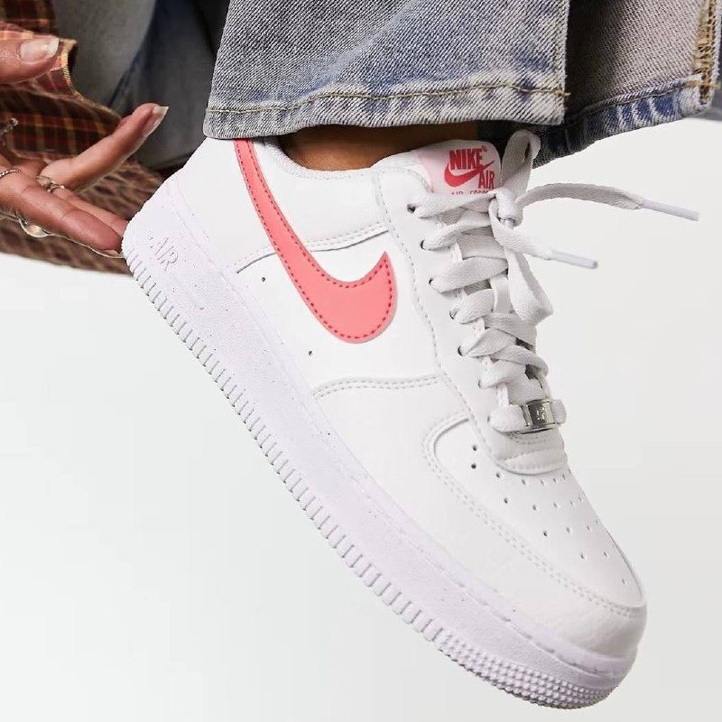 Tênis Nike Air Force 1 '07 SE Feminino na Nike