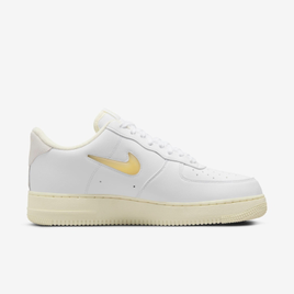 Tênis Nike Air Force 1 "Pale Vanilla" na Nike