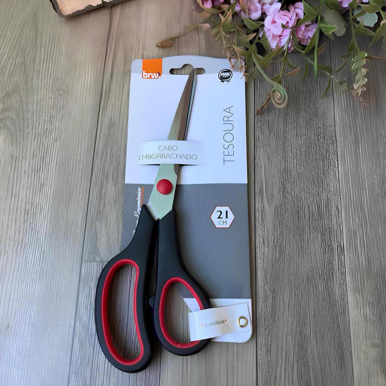 Tesoura de Aço Inox 21cm Cabo Emborrachado, BRW na Amazon