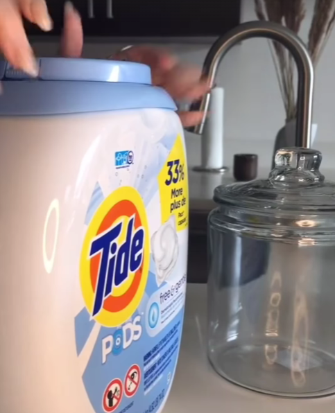 TIDE PODS Detergente para Lavar Roupas C/16 Capsulas na Shopee