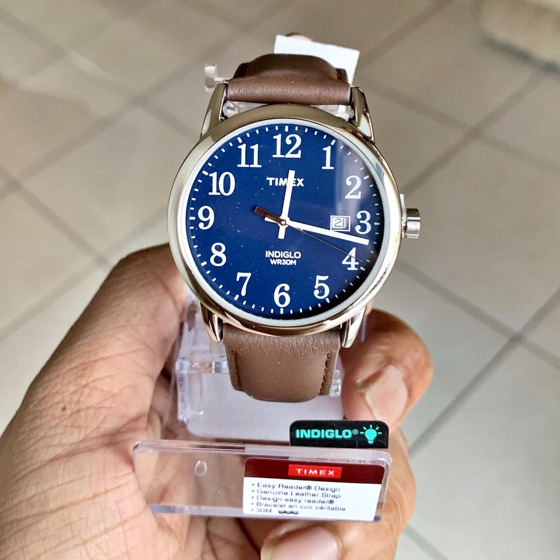 Timex Relógio Easy Reader com pulseira de couro de 38 mm na Amazon