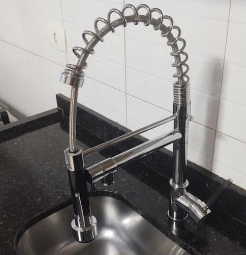 Torneira Gourmet Prizi com Spray, Monocomando – KE6024 na Ponto