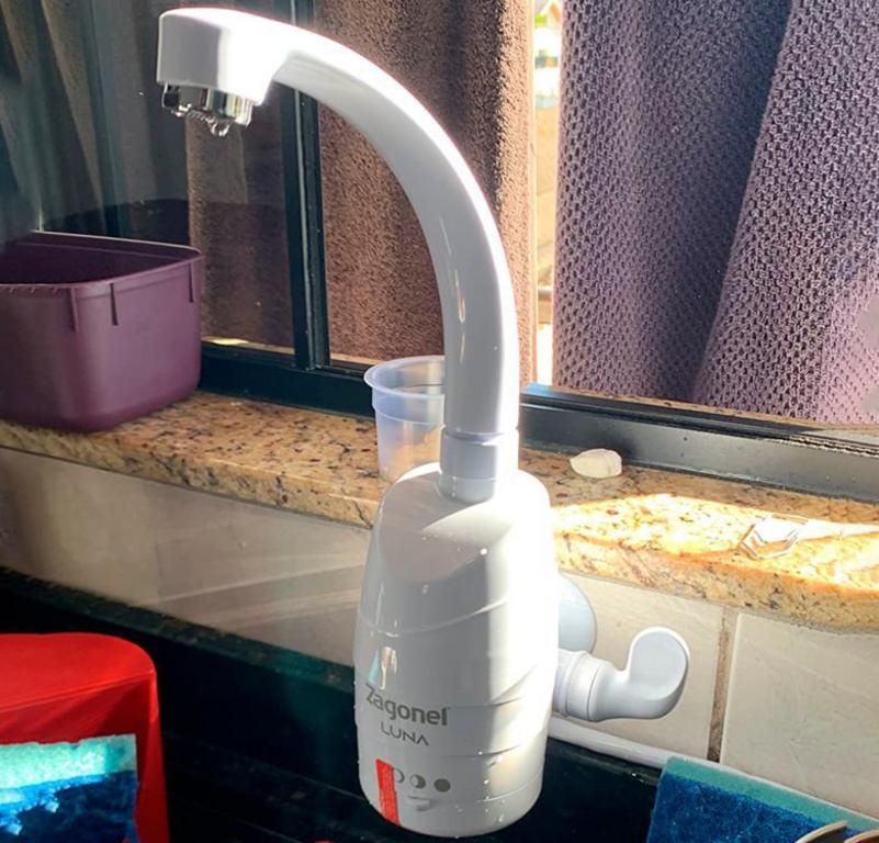 Torneira Multitemperatura Zagonel Luna 4T 5500W 127V Branco na Amazon