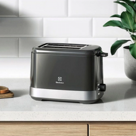 Torradeira Electrolux Efficient Grafite 800W - ETS10 na Shopclub