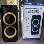 TRC 5590 – Caixa de Som Amplificada 1000W RMS na Amazon