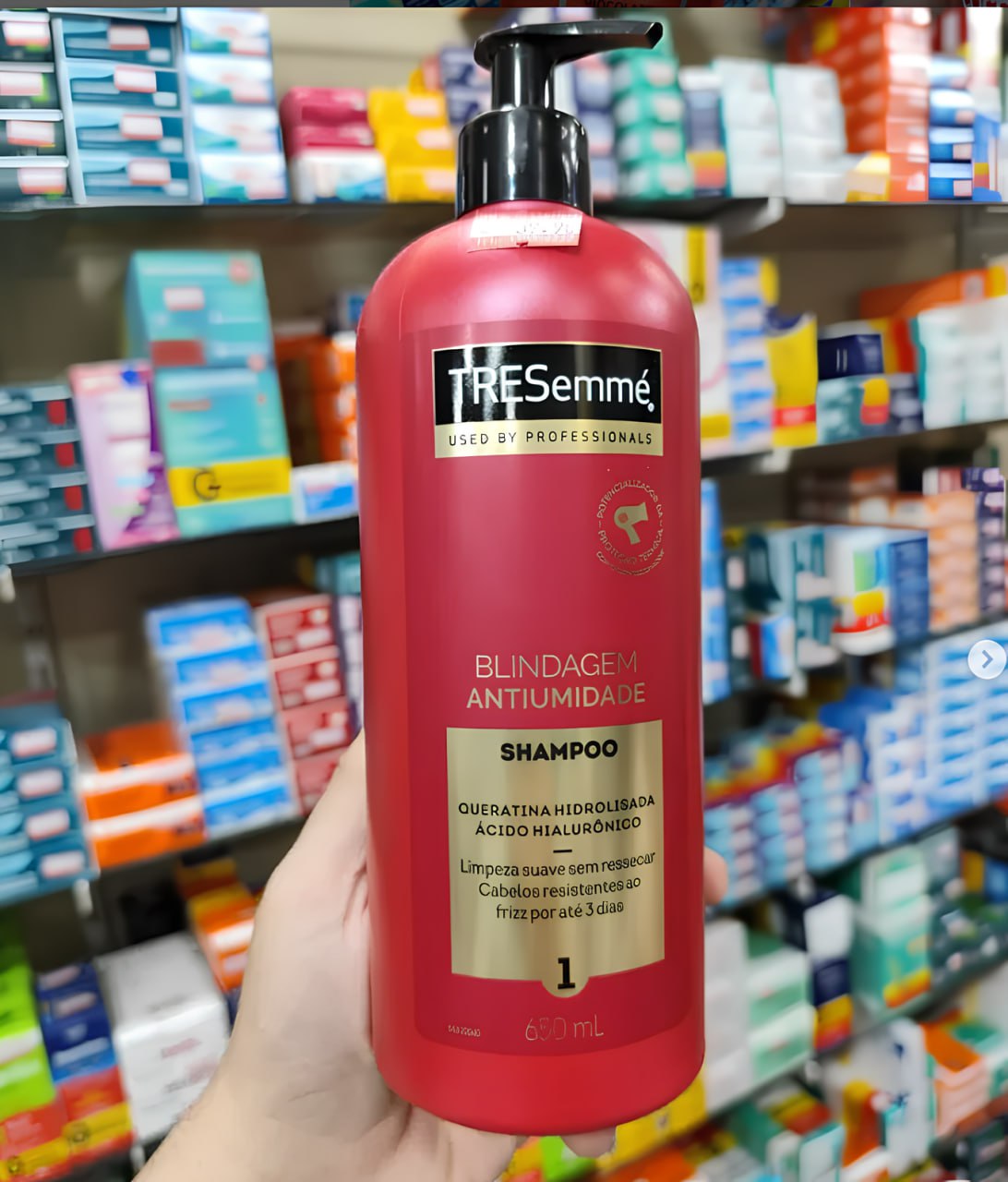 Tresemmé Shampoo Blindagem Antiumidade 650ml na Amazon