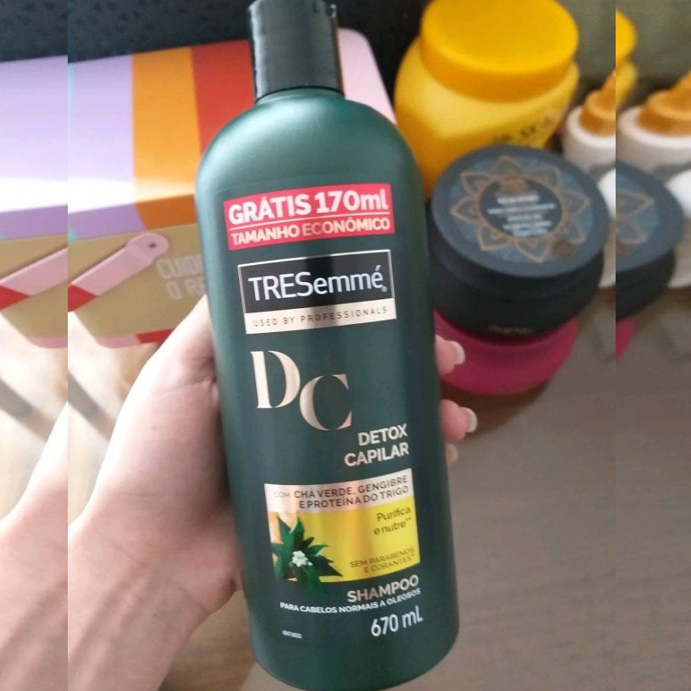 TRESemmé Shampoo Detox Capilar Frasco 670ml Tamanho Família na Amazon