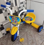 Triciclo Ultra Bike Top Boy Jr Velotrol Motoca Azul/Amarelo na Amazon
