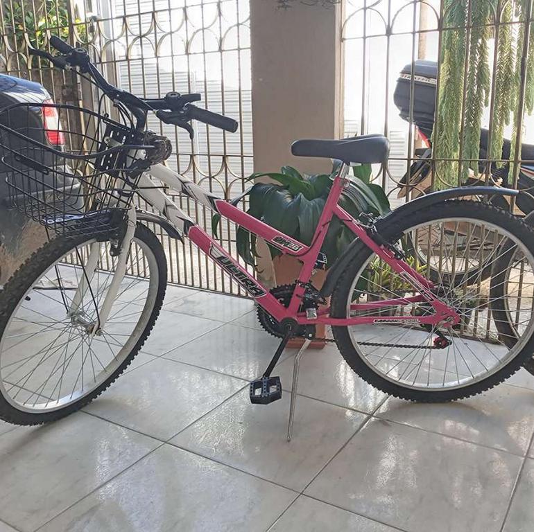 ULTRA BIKE Bicicleta Bikes Bicolor Feminina Aro 26 – 18 Marchas Rosa/Branco na Amazon