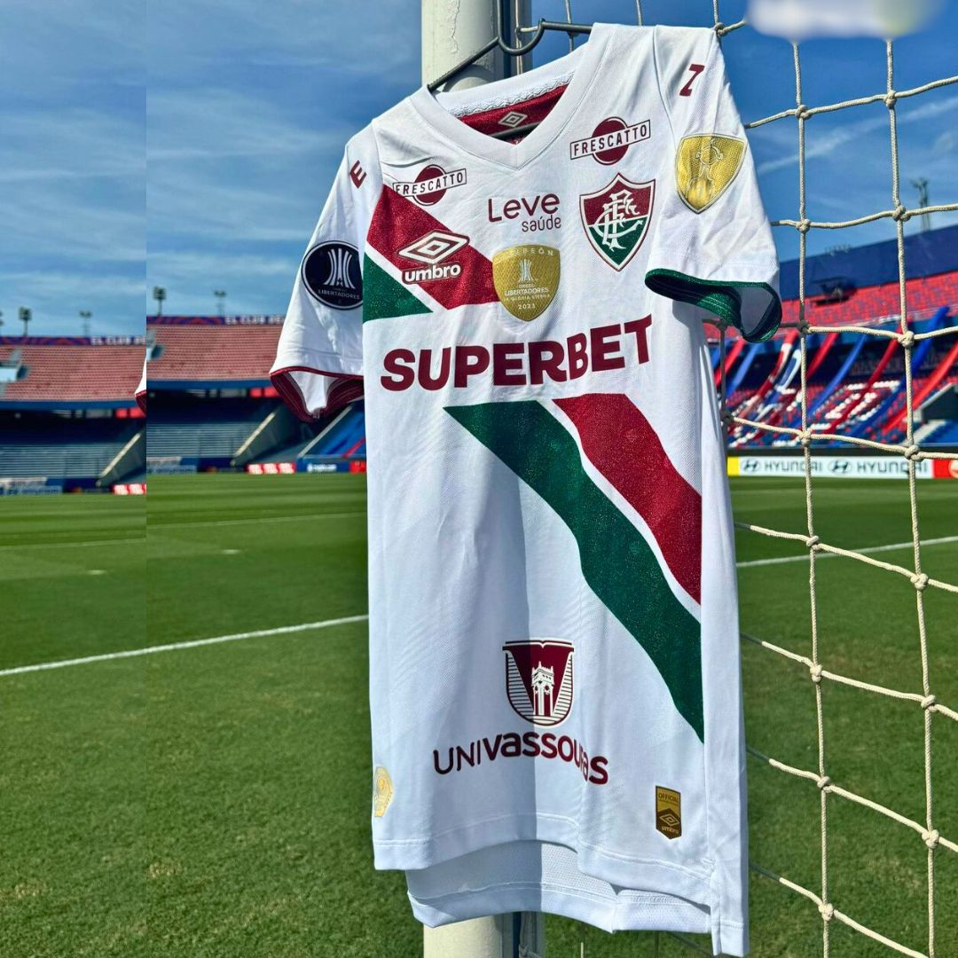 Umbro Camisa Juvenil Fluminense Oficial nº 2 2024 na Amazon