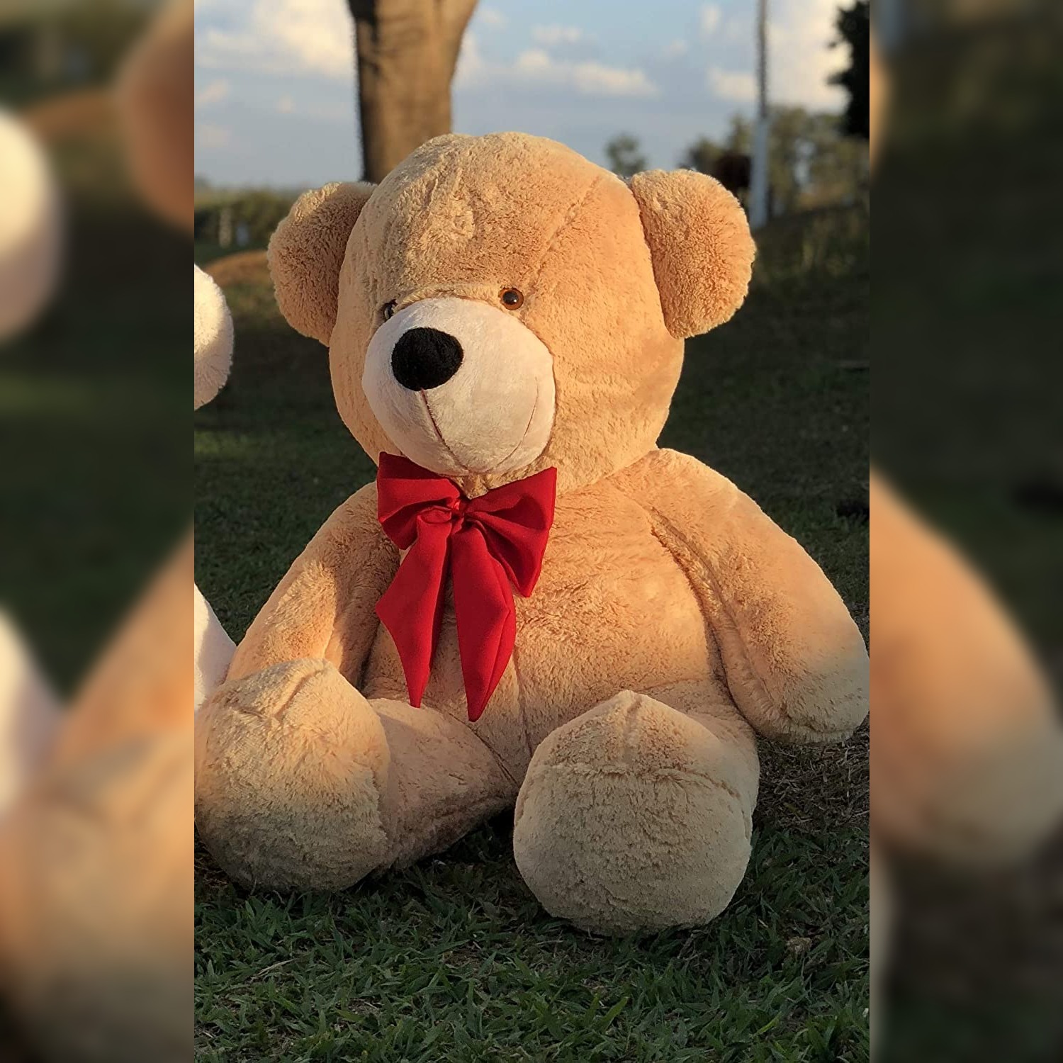 Urso Gigante Pelúcia Grande Teddy 1,10 Metros – Doce de Leite com Laço Vermelho na Amazon