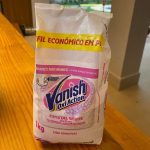 Vanish Oxi Action – Tira Manchas Em Pó, Crystal White 1Kg na Amazon