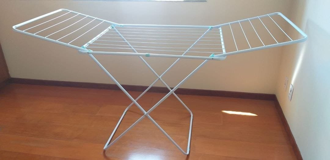Varal De Chão Com Abas Slim Mor na Amazon