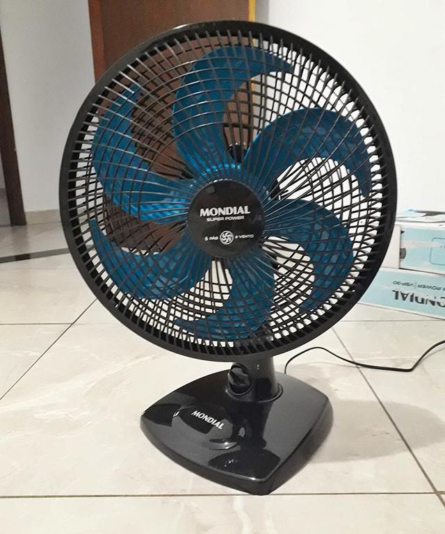 Ventilador de Mesa Mondial 110V, 30cm, 6 pás, Super Power – VSP-30-AP na Amazon