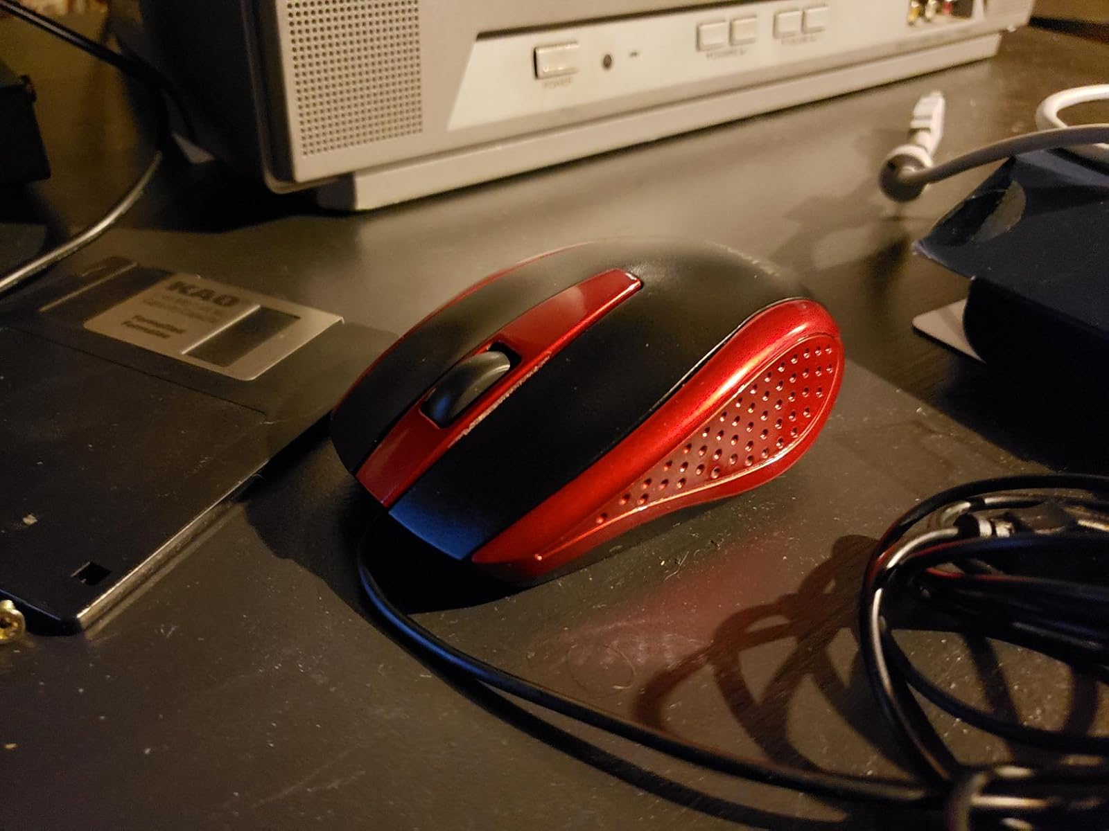 Verbatim Mouse de computador USB com fio – Mouse USB com fio para laptops e PCs – Uso da mão direita ou esquerda, vermelho 99742 na Amazon