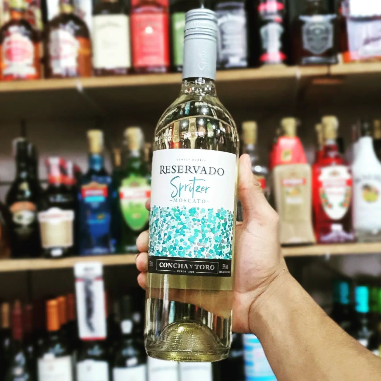 Vinho Chileno Reservado Moscato Spritzer 750ml na Amazon