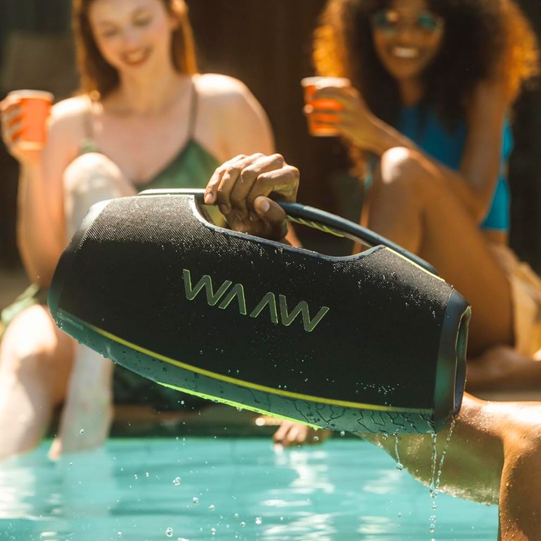 WAAW by ALOK Caixa de Som HYPERBOOM 1000 Bluetooth, À Prova D’Água, Até 12h de Autonomia, Tecnologia TWS, 180W RMS na Amazon