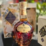 Whisky Escocês Blended 21 Anos Royal Salute The Blended Grain Garrafa 700ml na Amazon