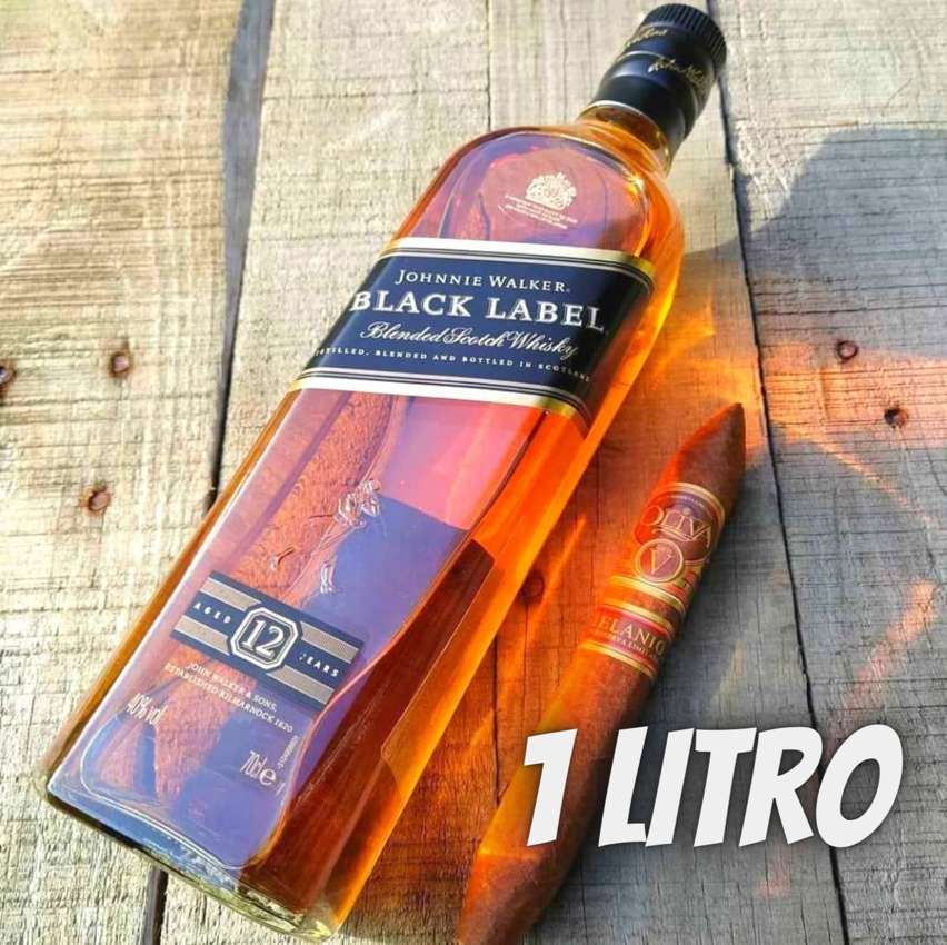 Whisky Johnnie Walker Black Label 12 Anos 1L na Amazon