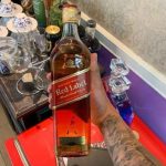 Whisky Johnnie Walker Red Label 1L na Magazine Luiza