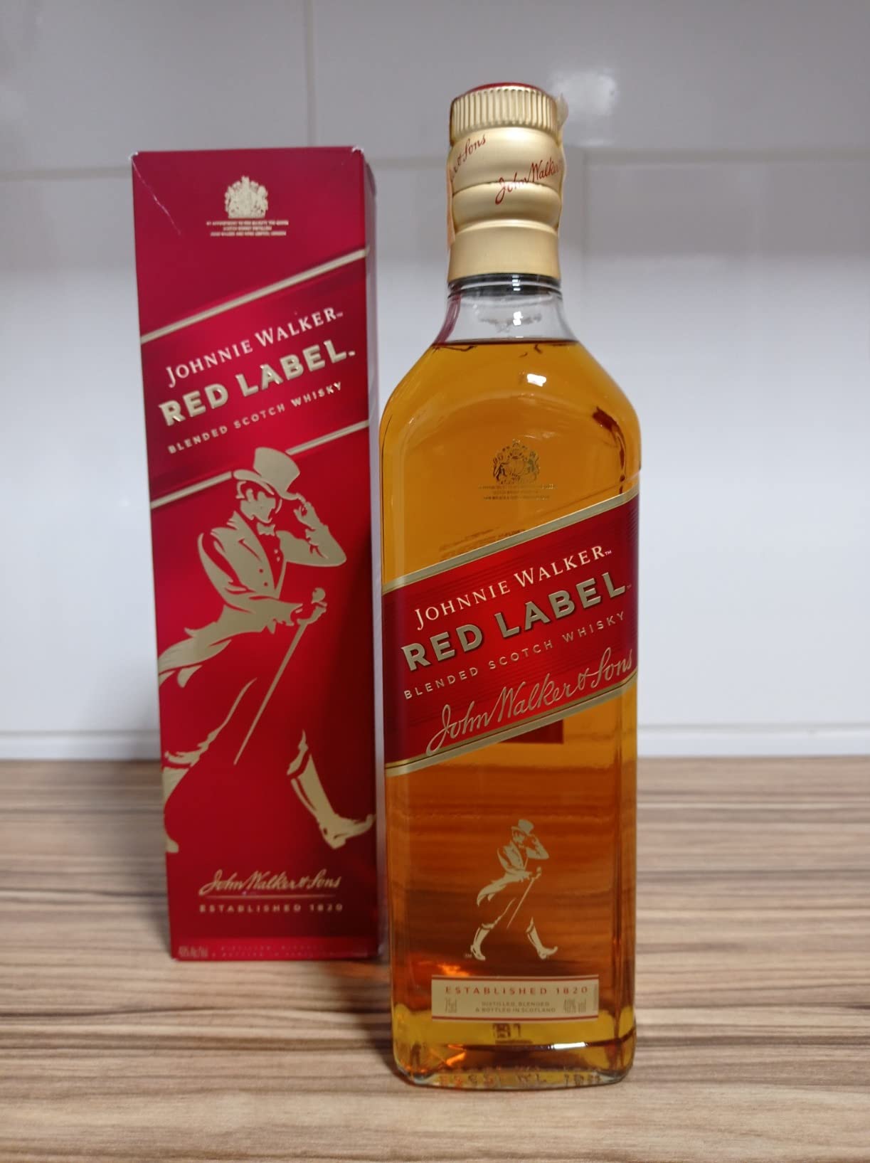 Whisky Johnnie Walker Red Label 750ml na Amazon