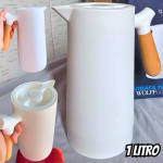 WOLFF Garrafa Térmica de Plástico com Cabo de Madeira Nórdica 1L Branca – Mesa Posta – Itens Para Casa – Utensílios de Cozinha – Perfeita Para Café e Chá na Amazon